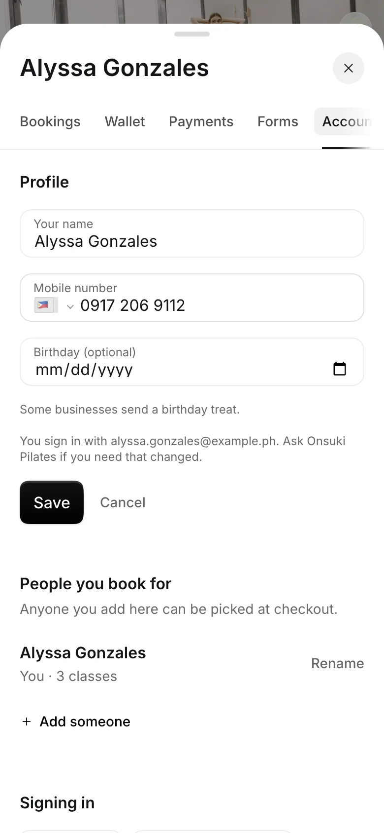 A client's profile on a phone: name, mobile number and birthday