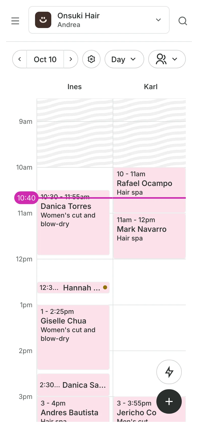 The Onsuki calendar on a phone: the day's appointments by stylist