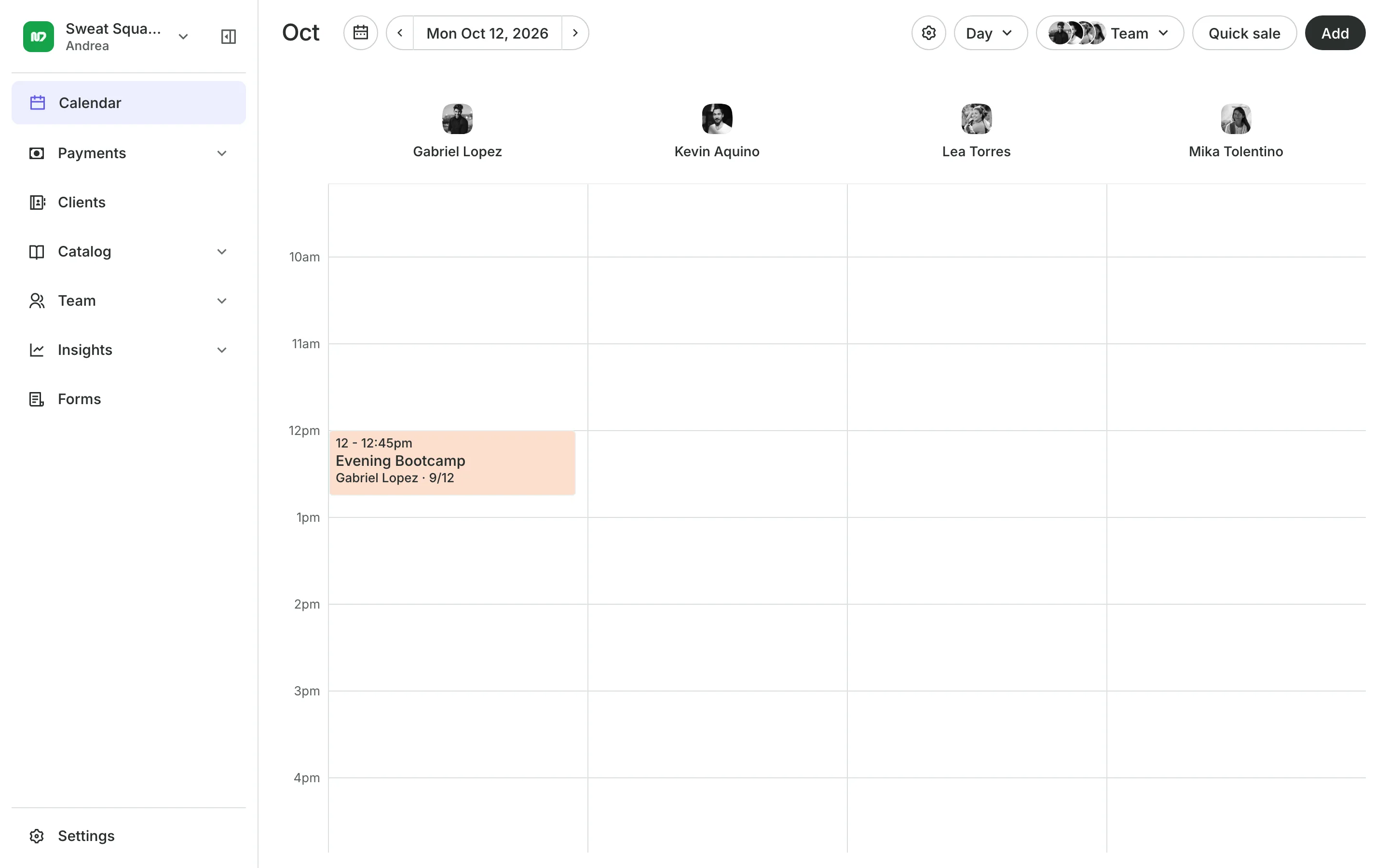 The calendar in day view: the day's classes, each with how many are booked