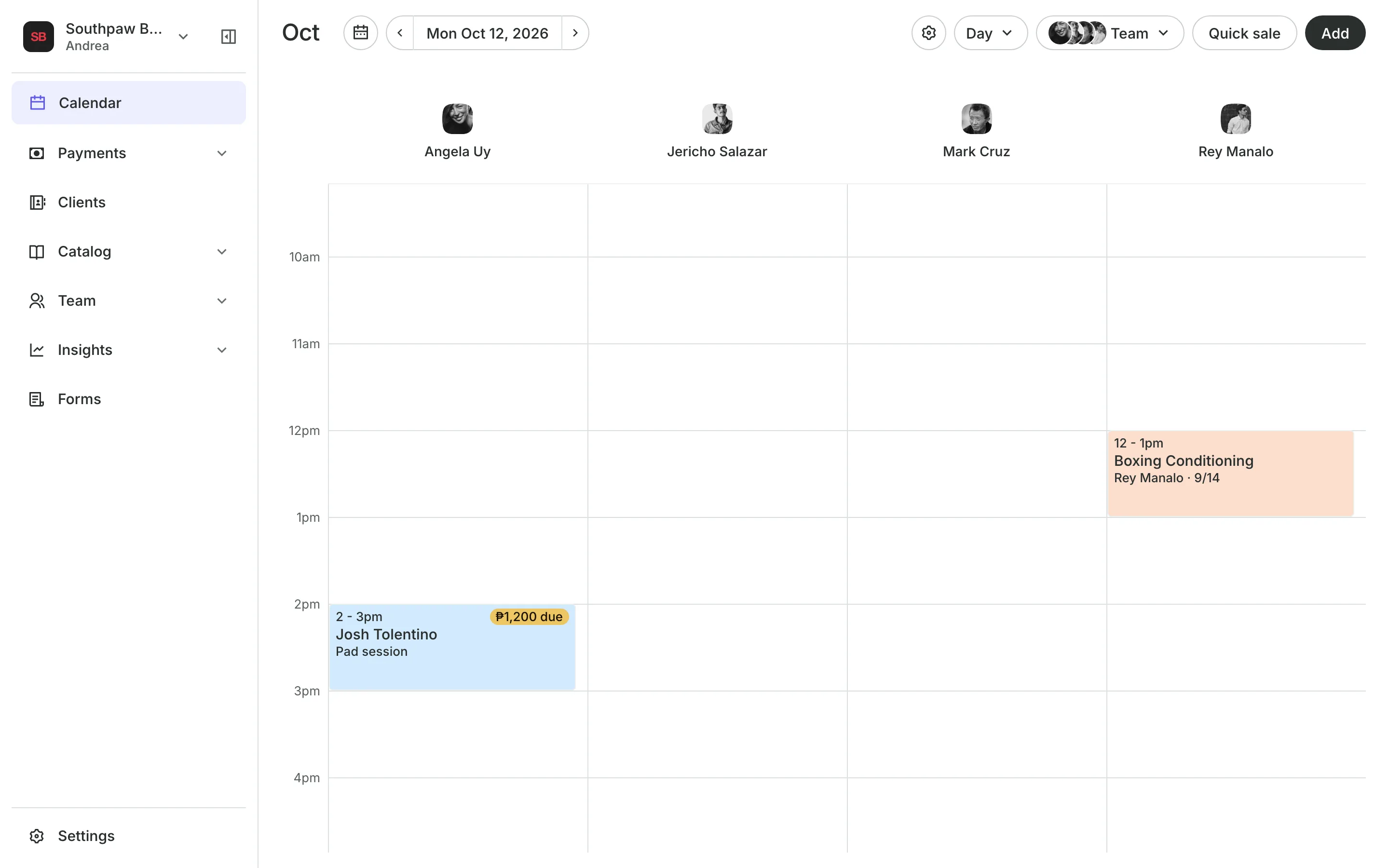 The calendar in day view: the day's classes, each with how many are booked