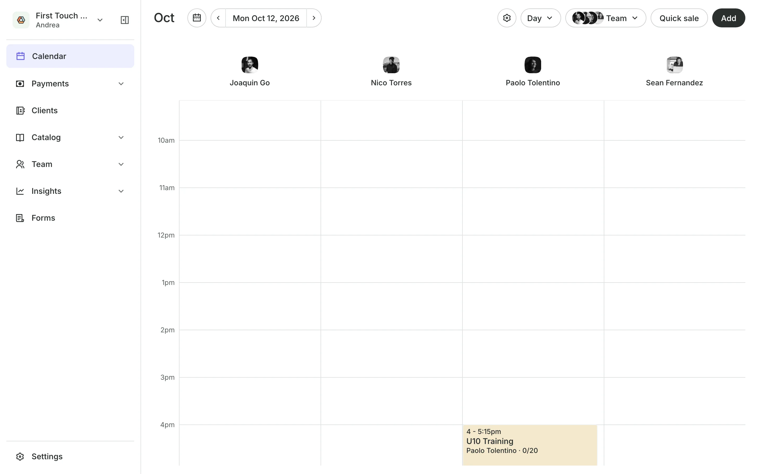 The calendar in day view: the day's classes, each with how many are booked