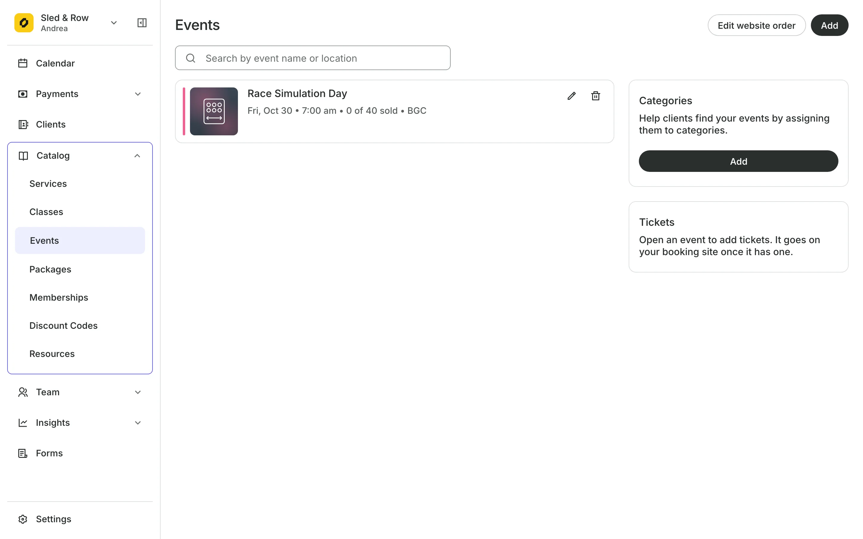 Events with their date, place and tickets