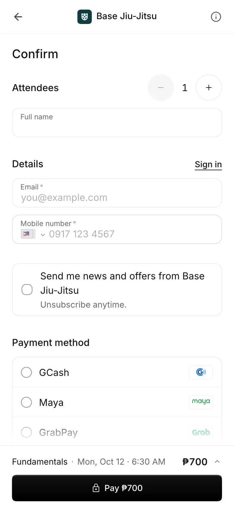 Booking a class on a phone: the spot or the pack, then checkout