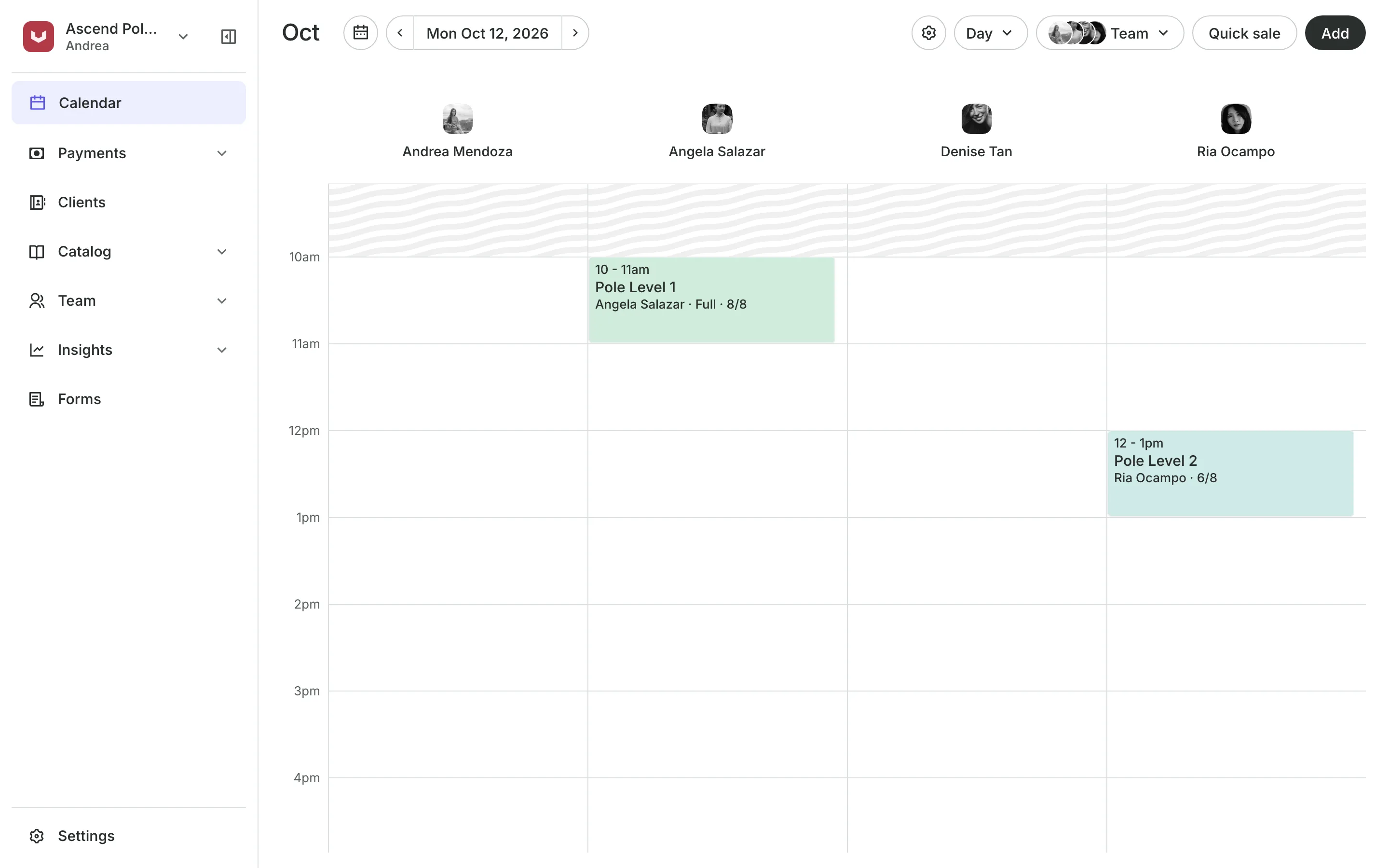 The calendar in day view: the day's classes, each with how many are booked