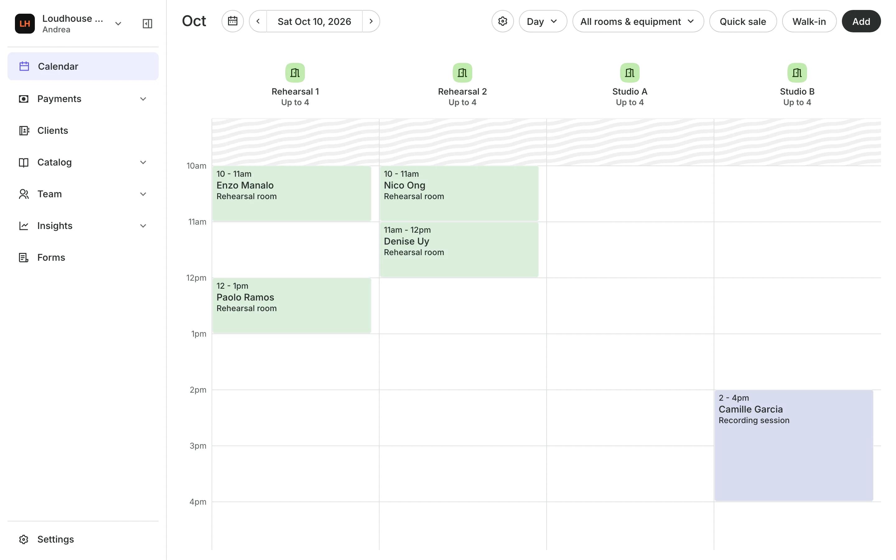 The calendar in day view: the team's columns and the day's bookings